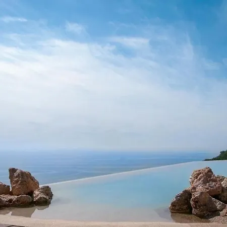 モナステーロ サンタ ローザ ホテル＆スパ ホテル 5*