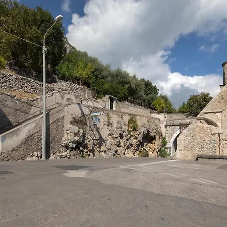 Monastero Santa Rosa & Hotel 5*