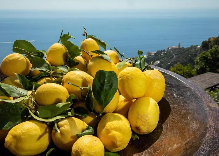 Hotel Monastero Santa Rosa & 5*