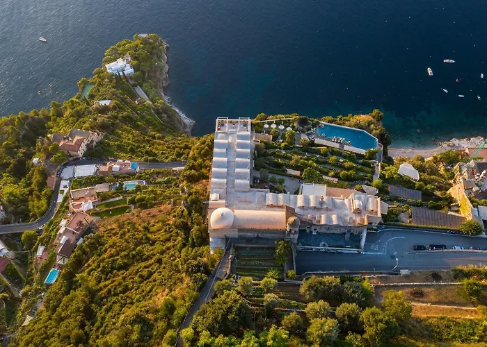 Monastero Santa Rosa & Hotel