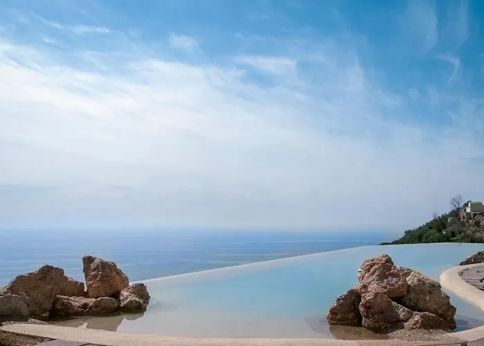 Monastero Santa Rosa & Hotel 5*