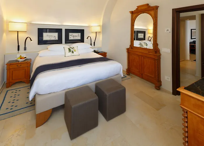 Monastero Santa Rosa & Hotel 5*